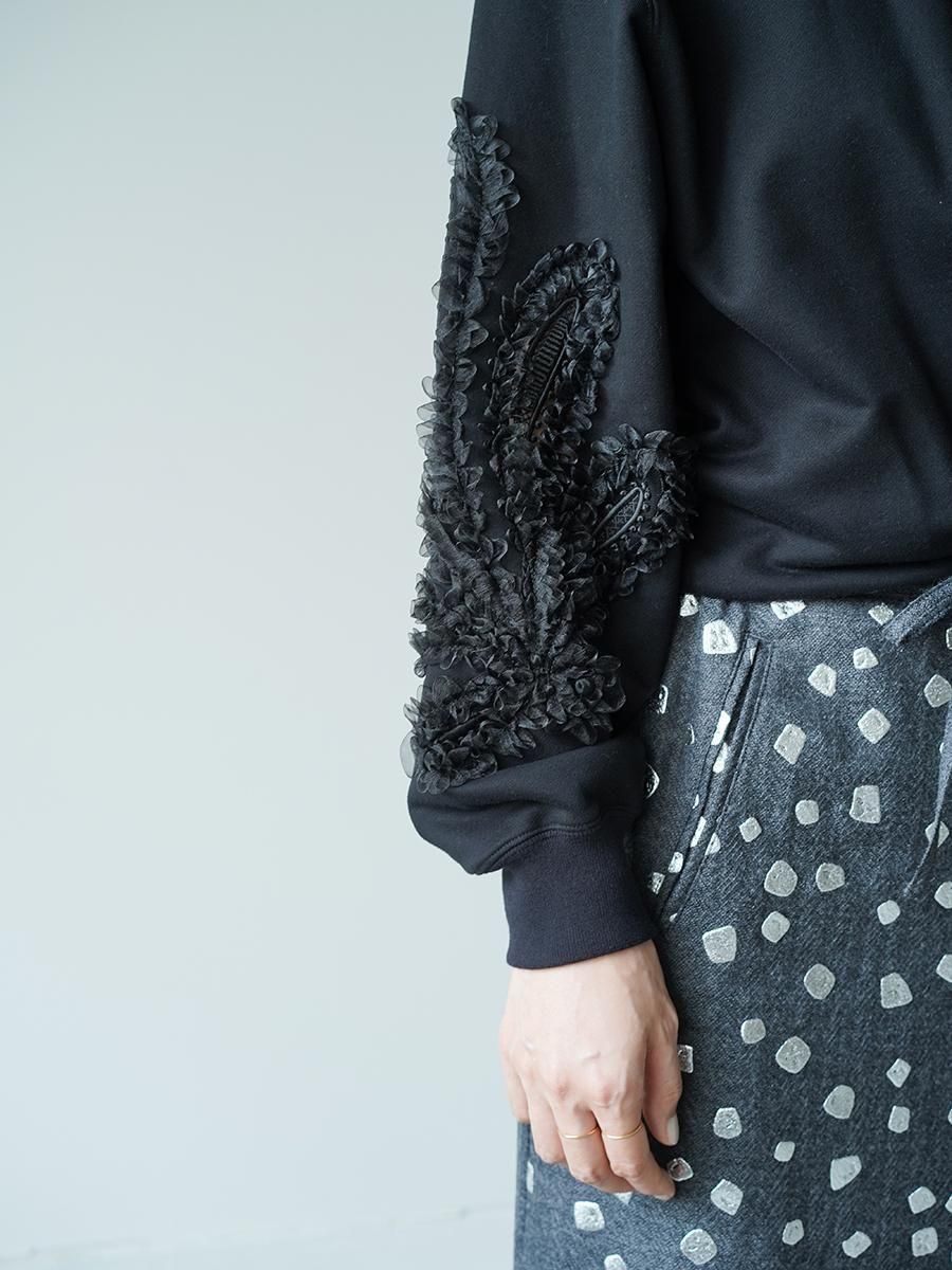 TELMA Embroidered Sweatshirt