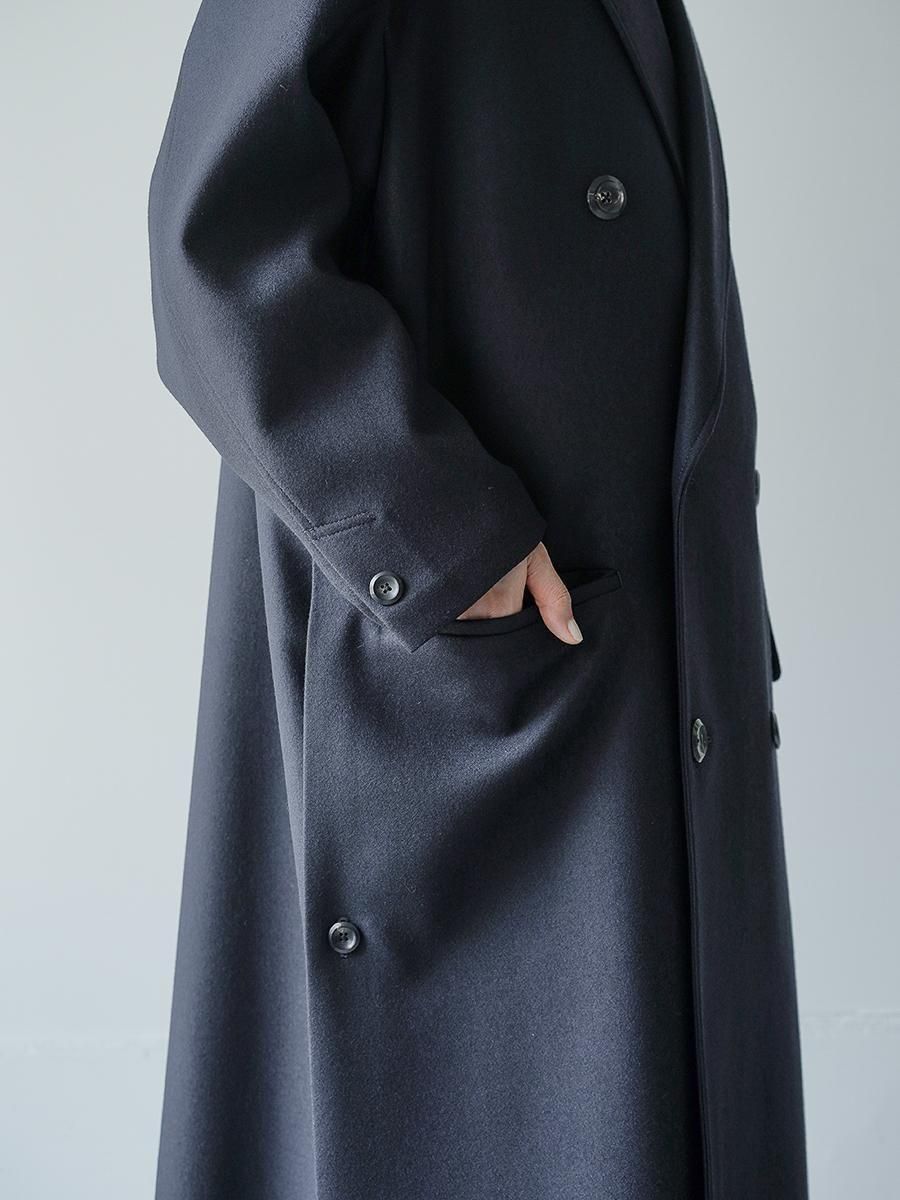 THE RERACS THE DOUBLE PEAKED EASY COAT