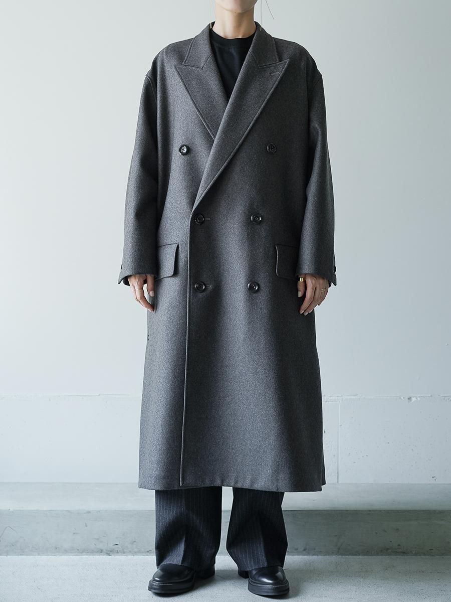 新品同様★近年THE RERACS★ウール100%ダブルブレストコート★ゆったり THE RERACS THE DOUBLE PEAKED EASY COAT - Altamira