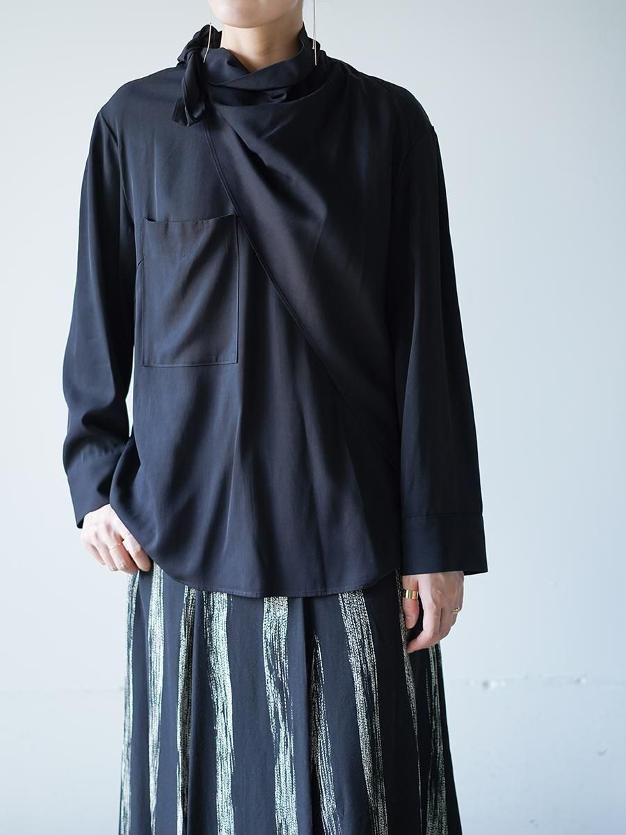 AKIRANAKA Sohvi drape neck pullover