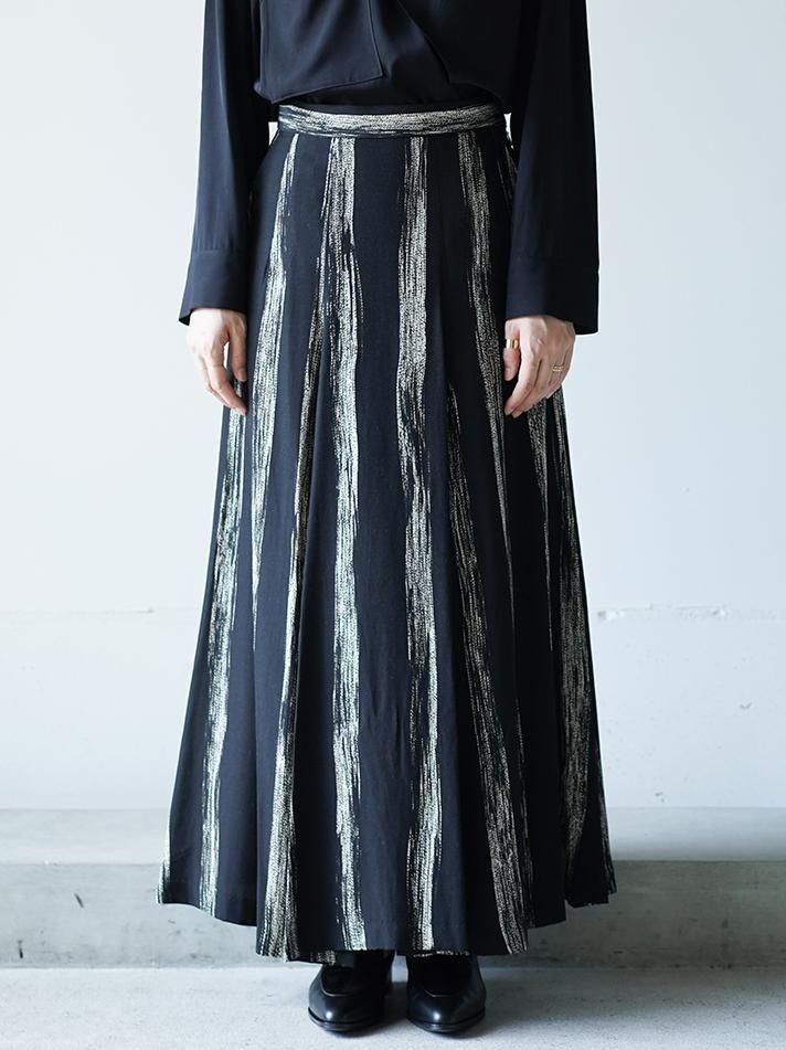 AKIRANAKA Stitch stripe flare skirt