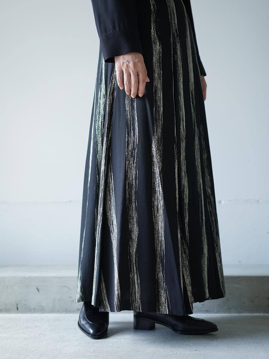 AKIRANAKA Stitch stripe flare skirt