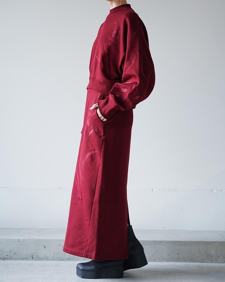 Mame Kurogouchi Floral Motif Embroidered Sweatshirts