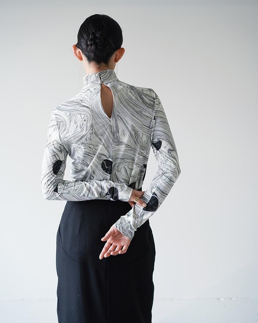 トップス Mame Marble Print Sheer Jersy High Neck Mame Kurogouchi】Marble Print Jersey High Neck Top - beige