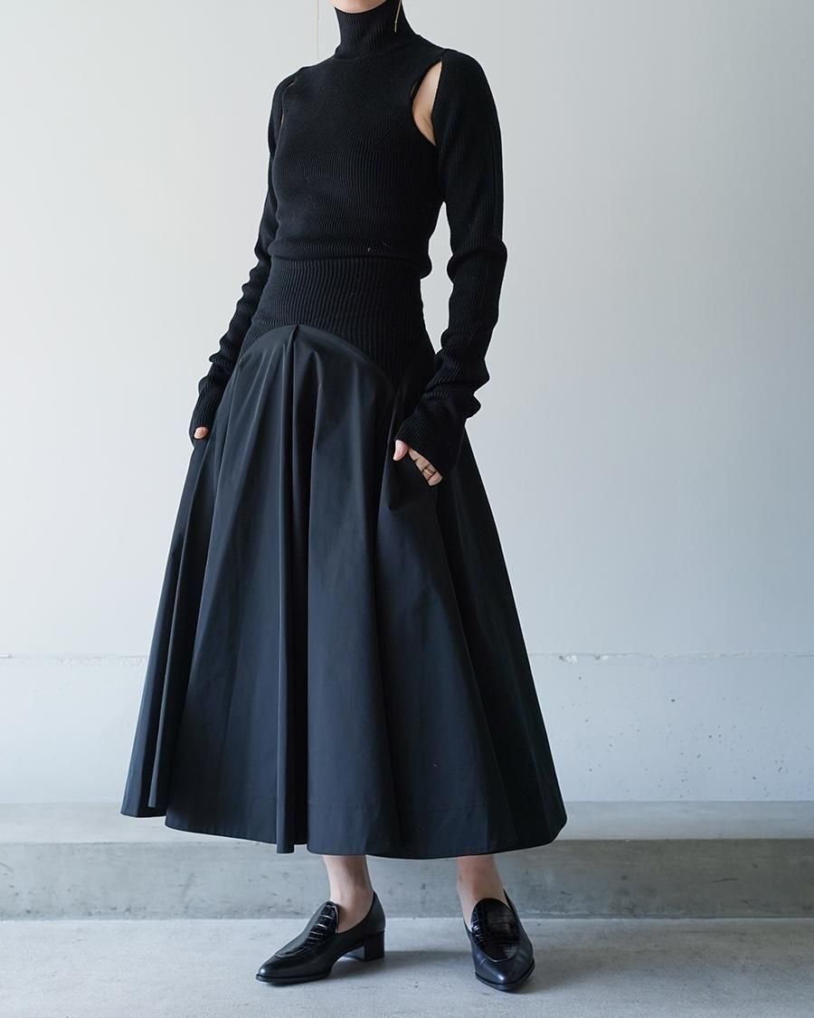 HARUNOBUMURATA MADELYN