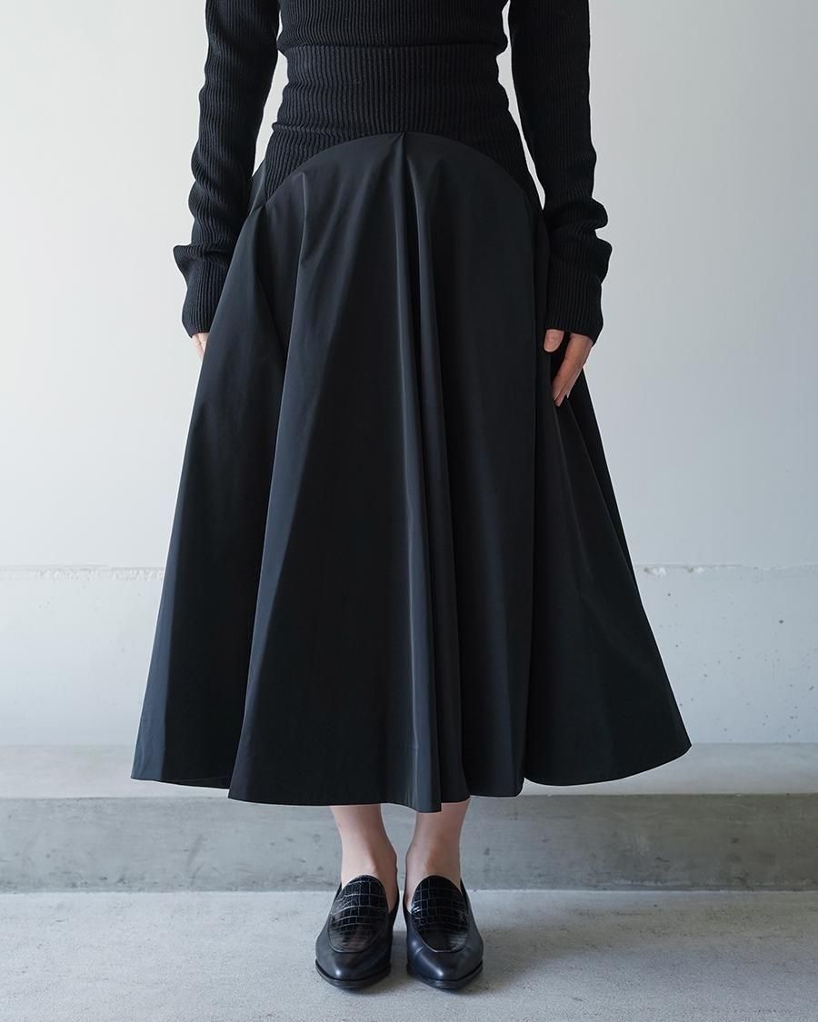 HARUNOBUMURATA MADELYN