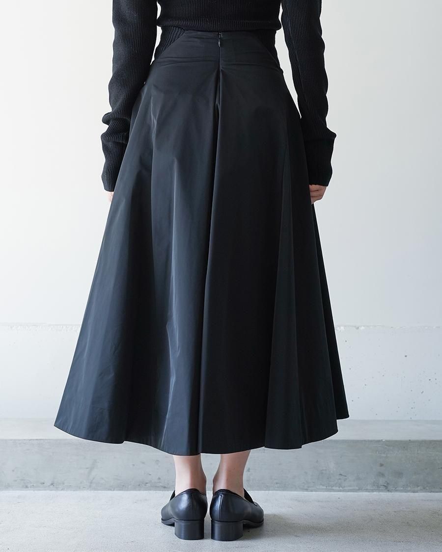 HARUNOBUMURATA MADELYN