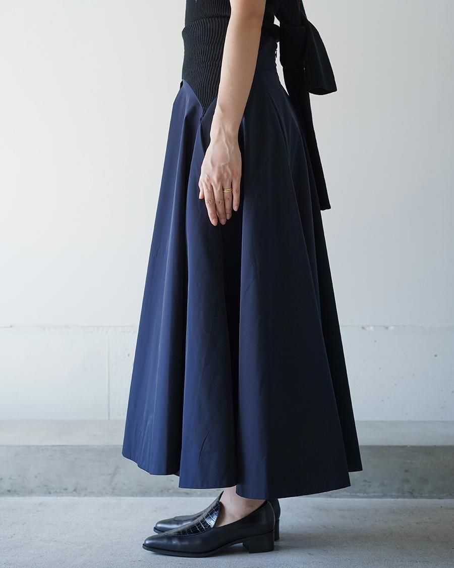 HARUNOBUMURATA MADELYN