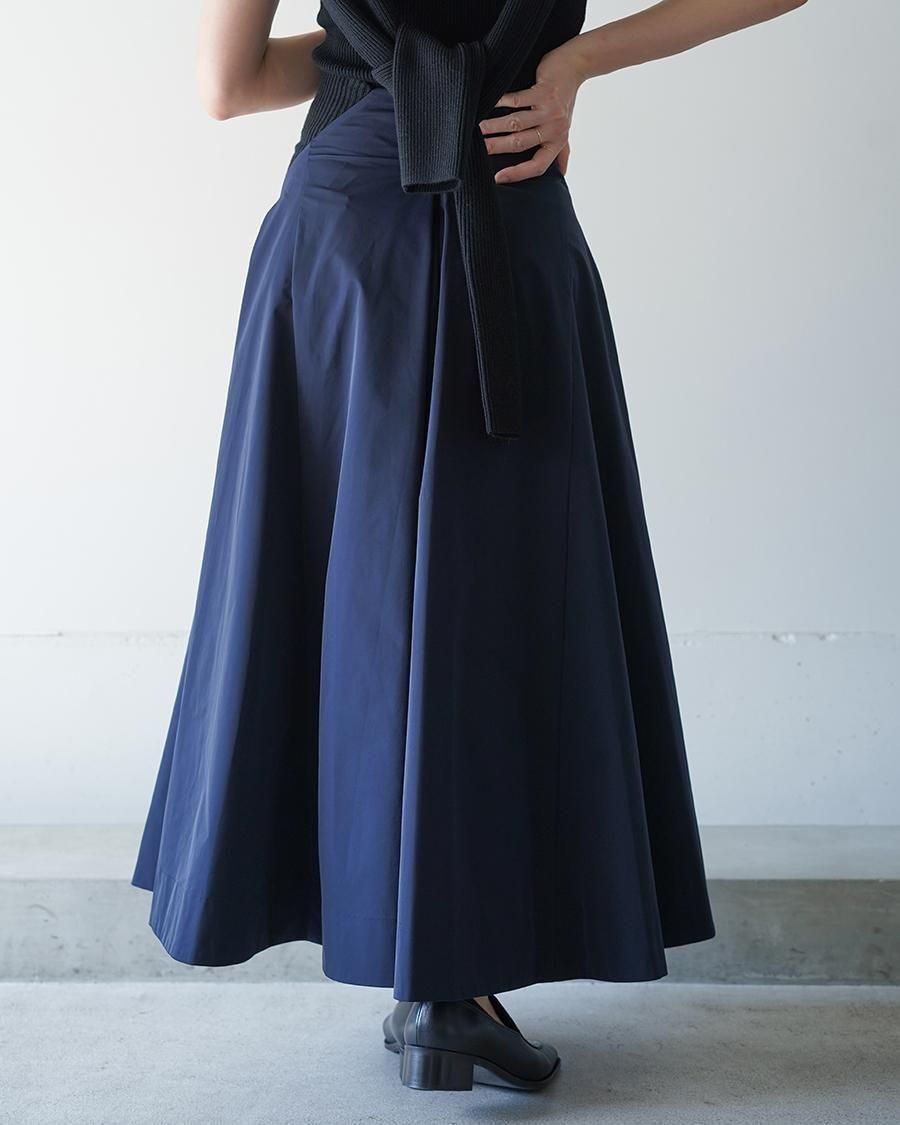 HARUNOBUMURATA MADELYN