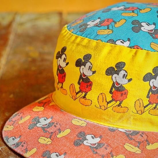 ヴィンテージディズニーミッキーマウスキッズ総柄キャップ