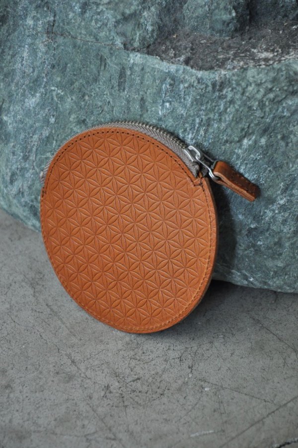 COSMIC WONDER / Naturally tanned leather coin case / BROWN