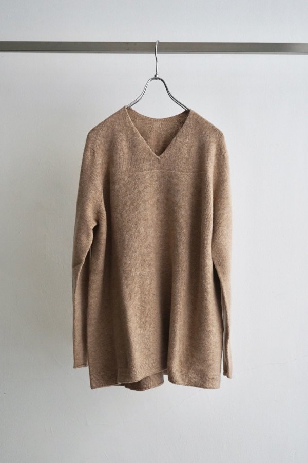 COSMIC WONDER / Tasmanian wool oversized sweater / Beige
