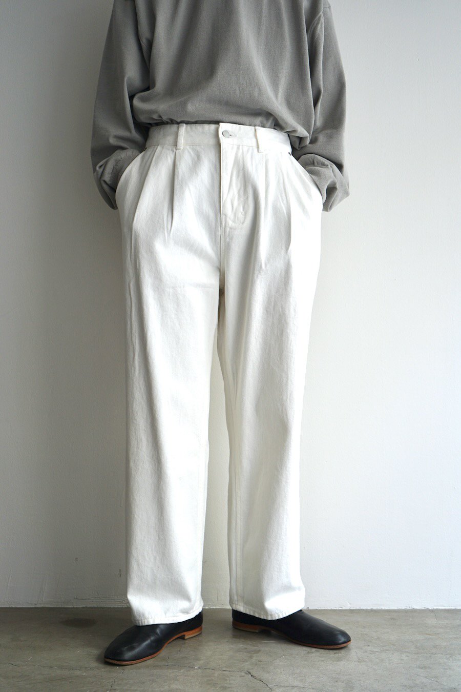 NEITHERS / 2-Tuck Wide Twill Pants / WHITE