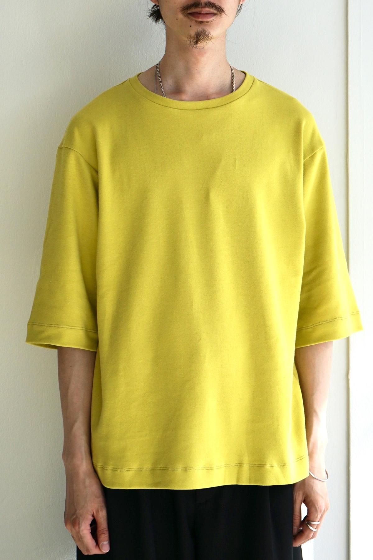 House of the very island's / OLIVER / SULFER YELLOW