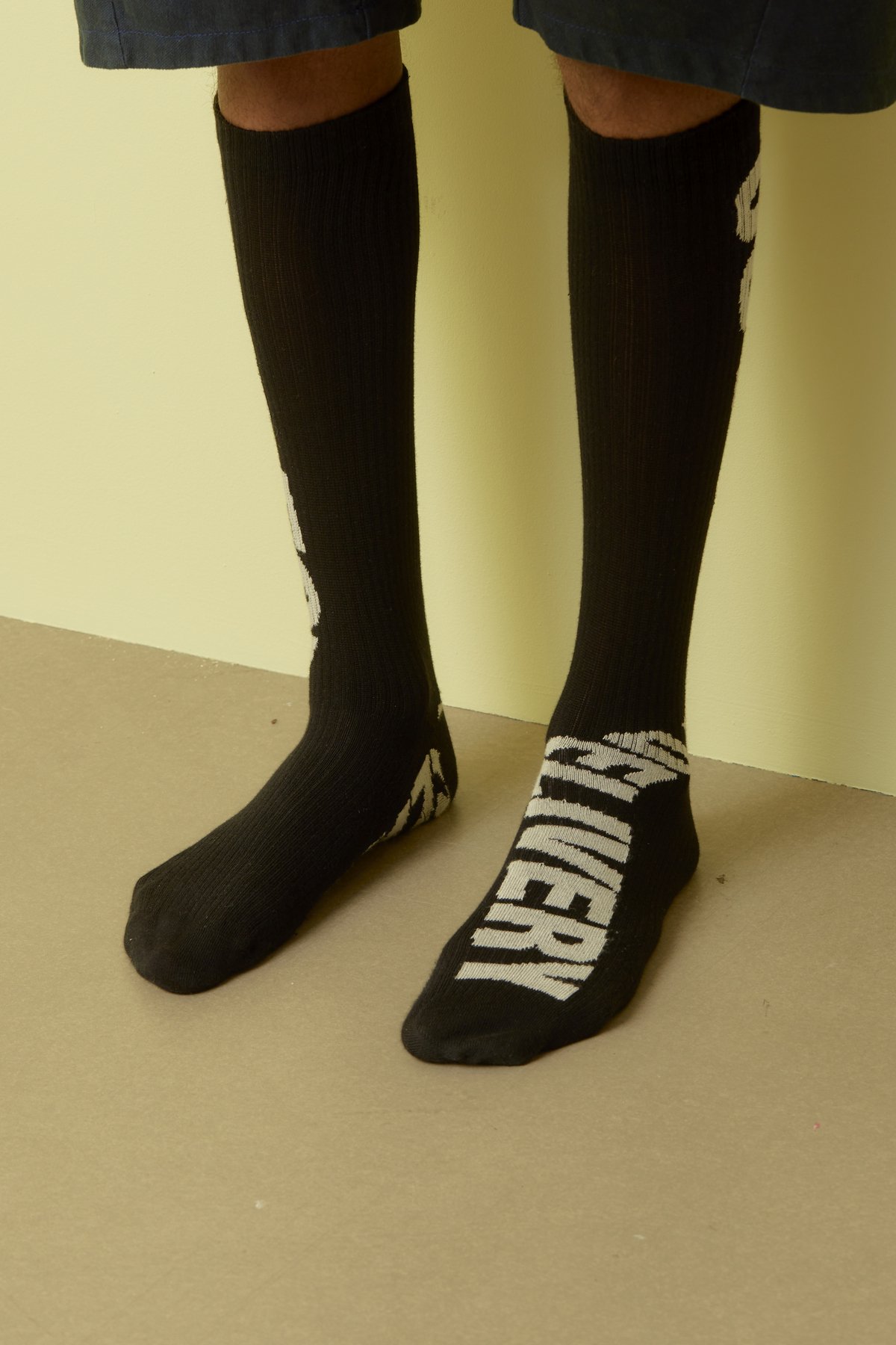 HENRIK VIBSKOV / Out for Delivery Socks Homme / Black OFD off White