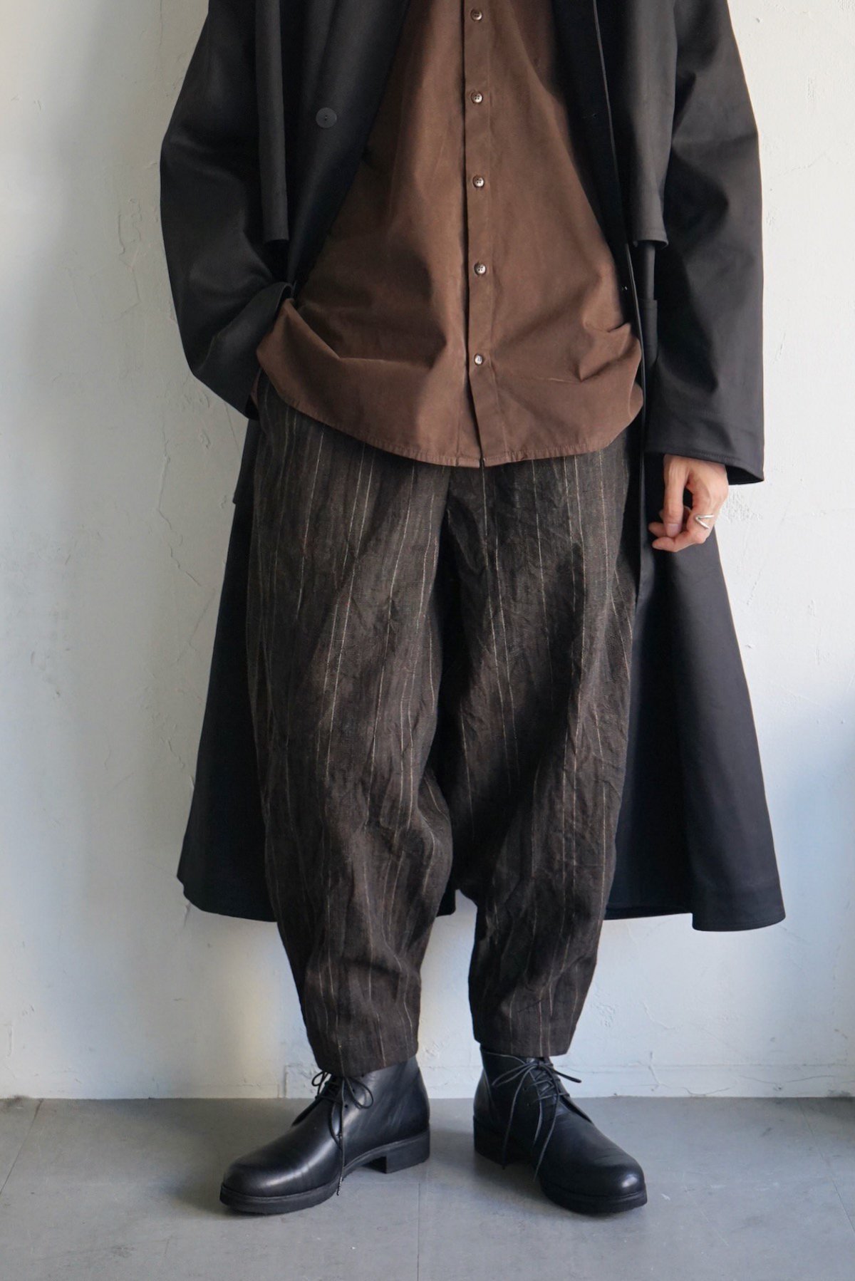 toogood / The Acrobat Trouser / Crumpled Stripe Walnut