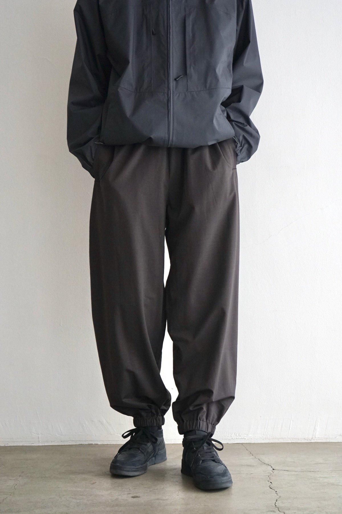 YOKO SAKAMOTO / Side Seamless Track Pants / Charcoal Gray