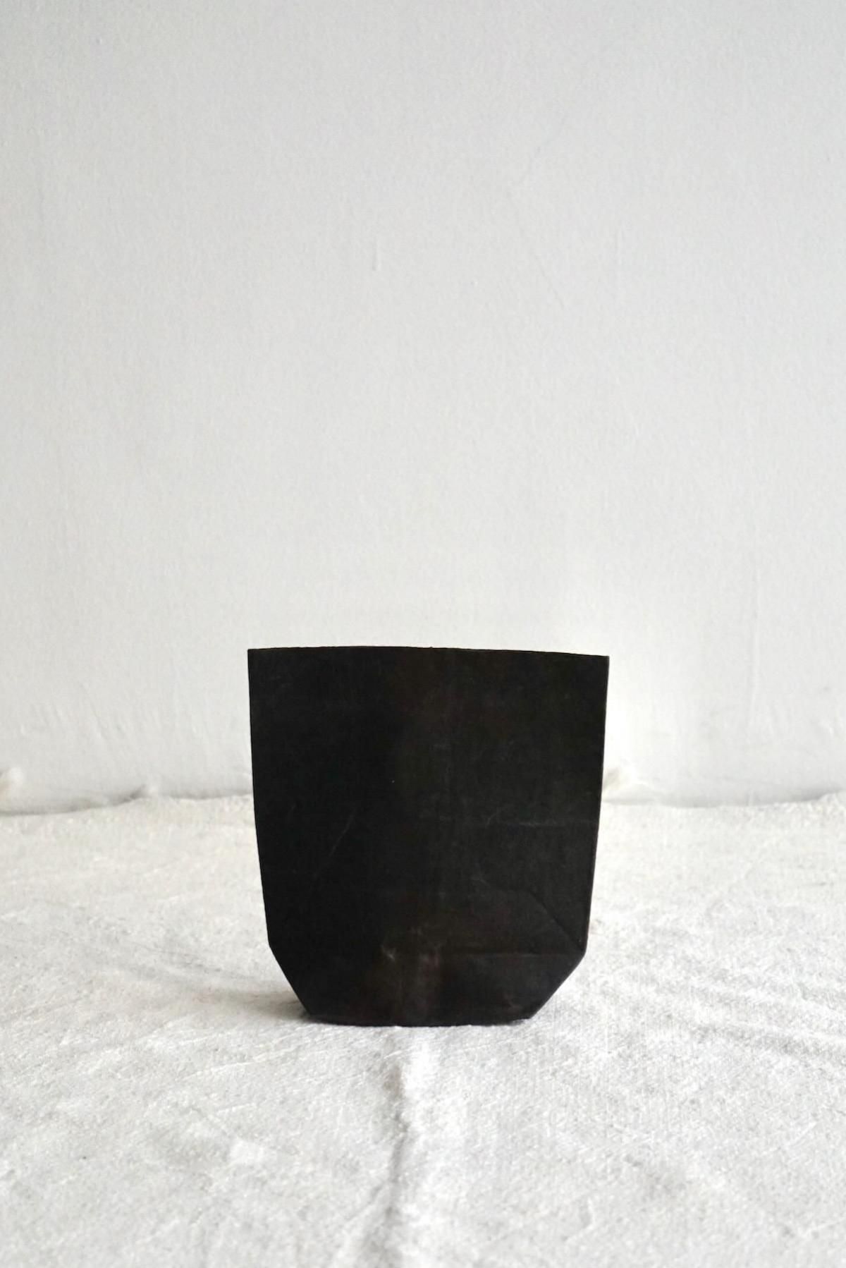 KAZUMI TAKIGAWA / Square Sack / D. Charcoal