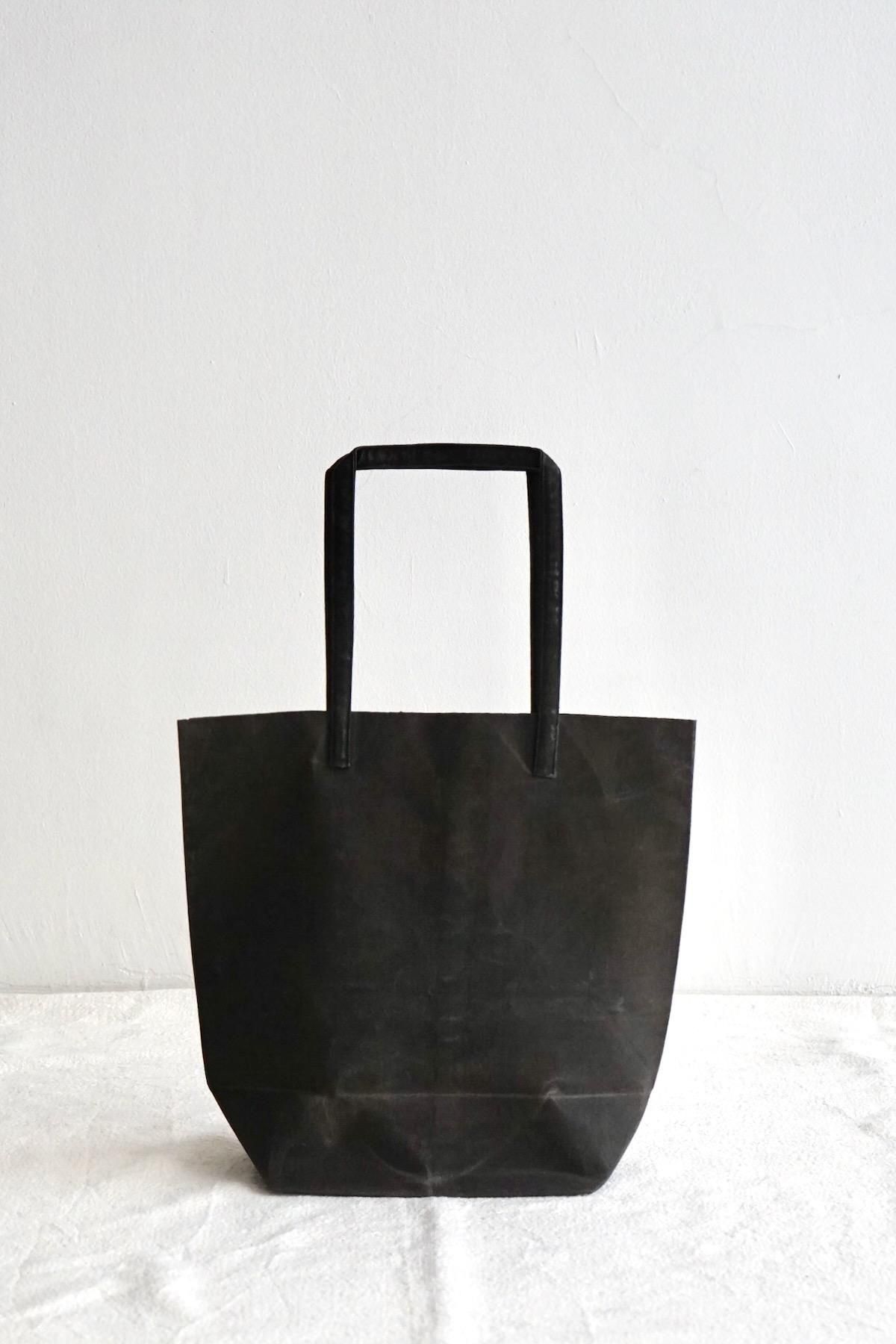 KAZUMI TAKIGAWA / Funagata Bag L / D. Charcoal