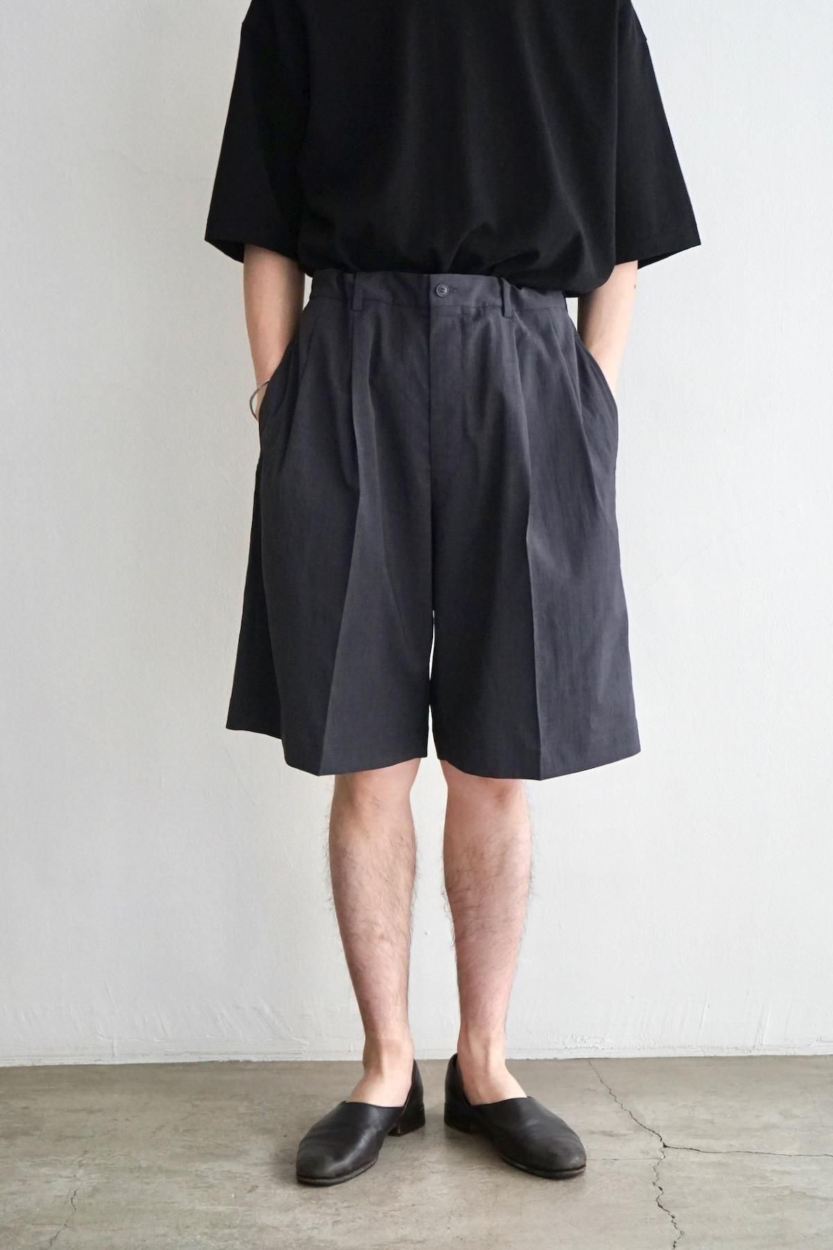 YOKO SAKAMOTO / Double Pleats Shorts / Charcoal Gray