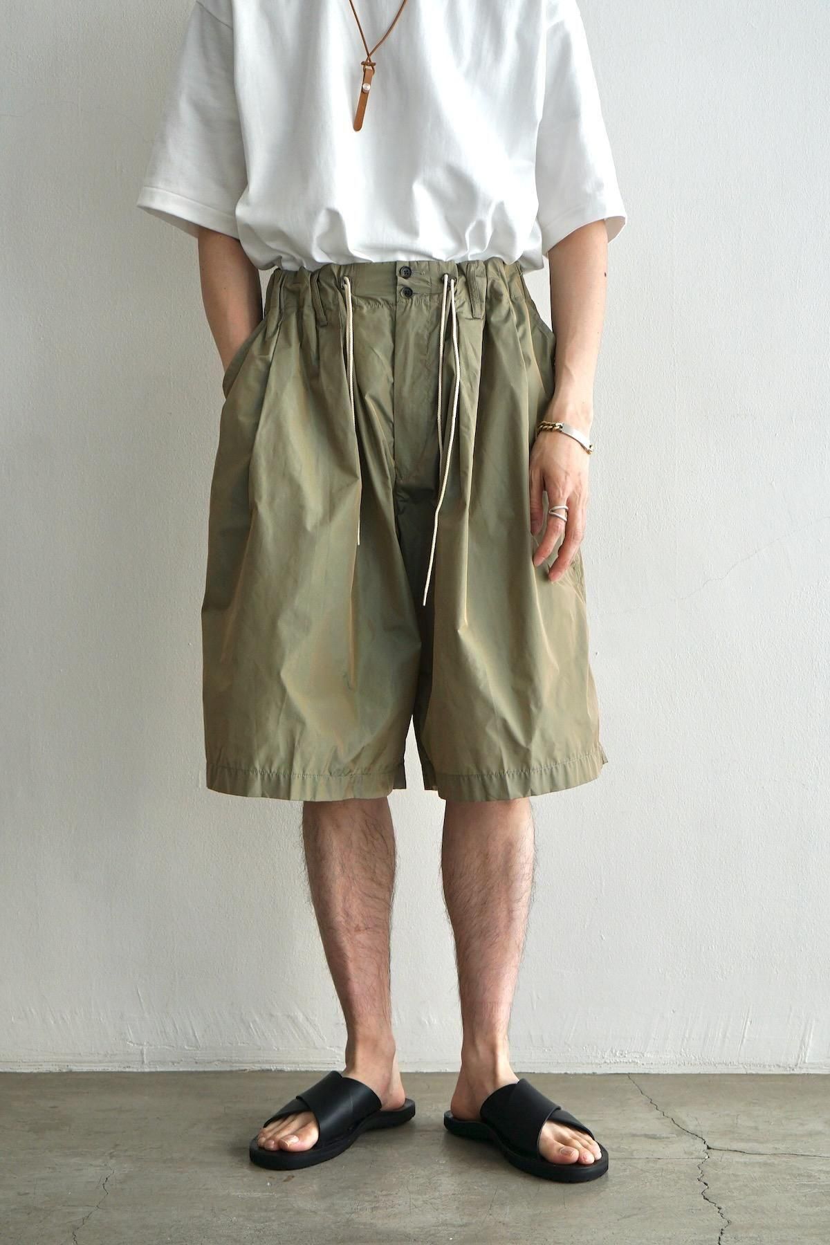 Sillage / SLEC-CSPLM-KH / Circular Short Pants Limonta Nylon Khaki / Khaki
