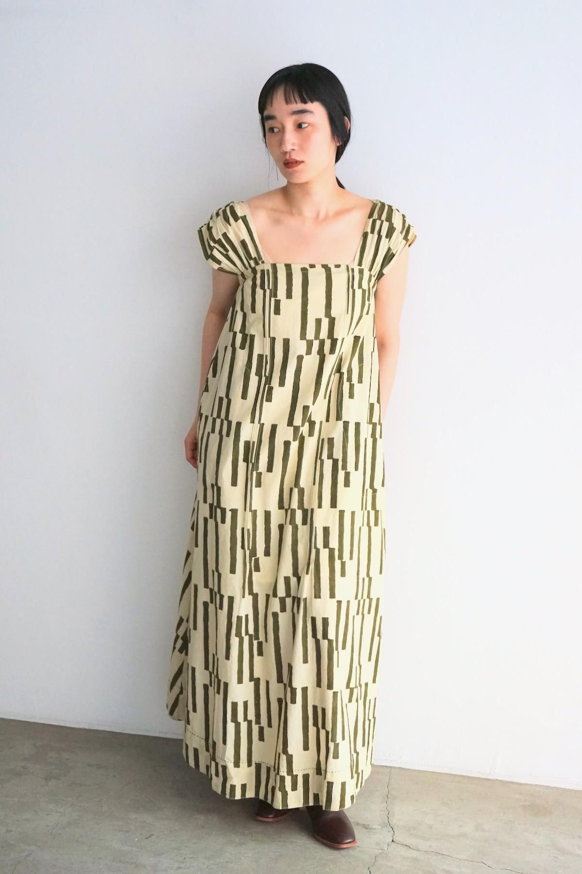 TADO / Kavya Dress / Moss