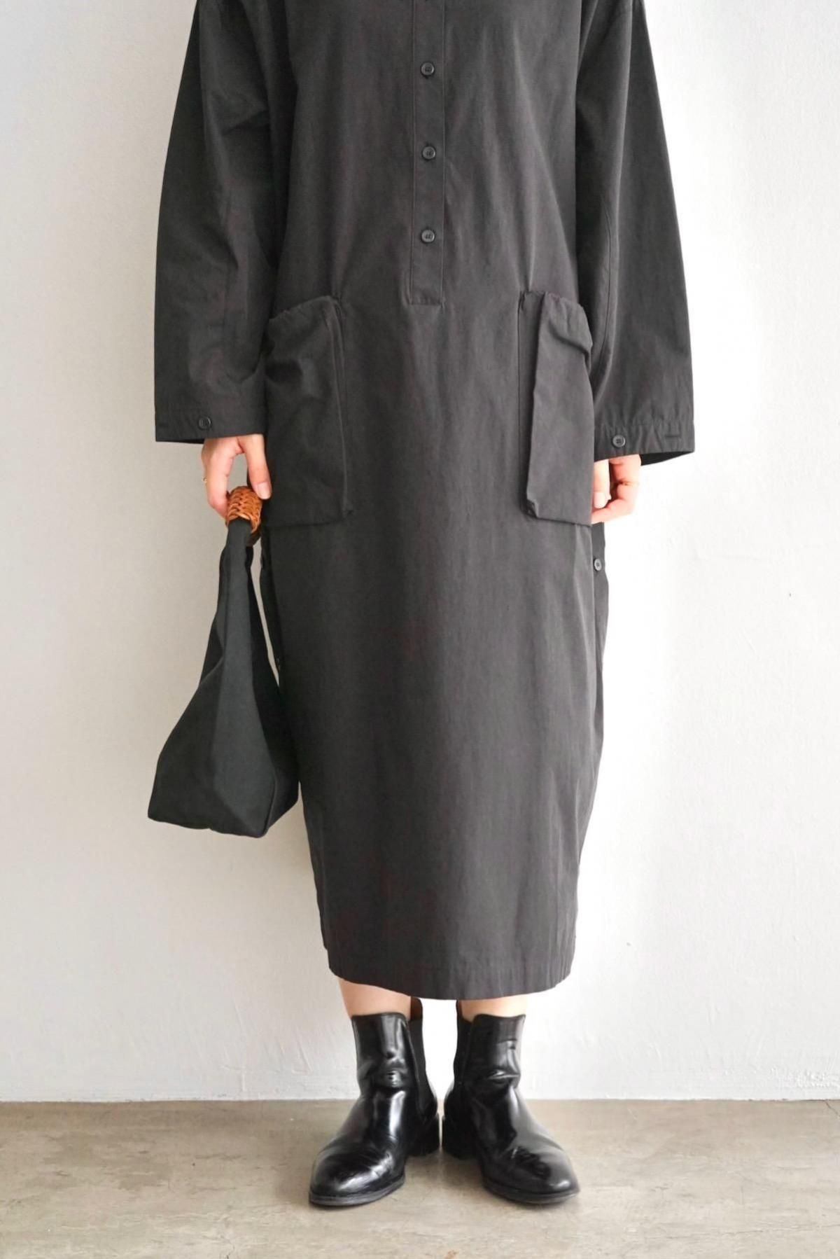 Kamaro'an / Woven Triangle Bag 36 / Black / Chestnut Handle