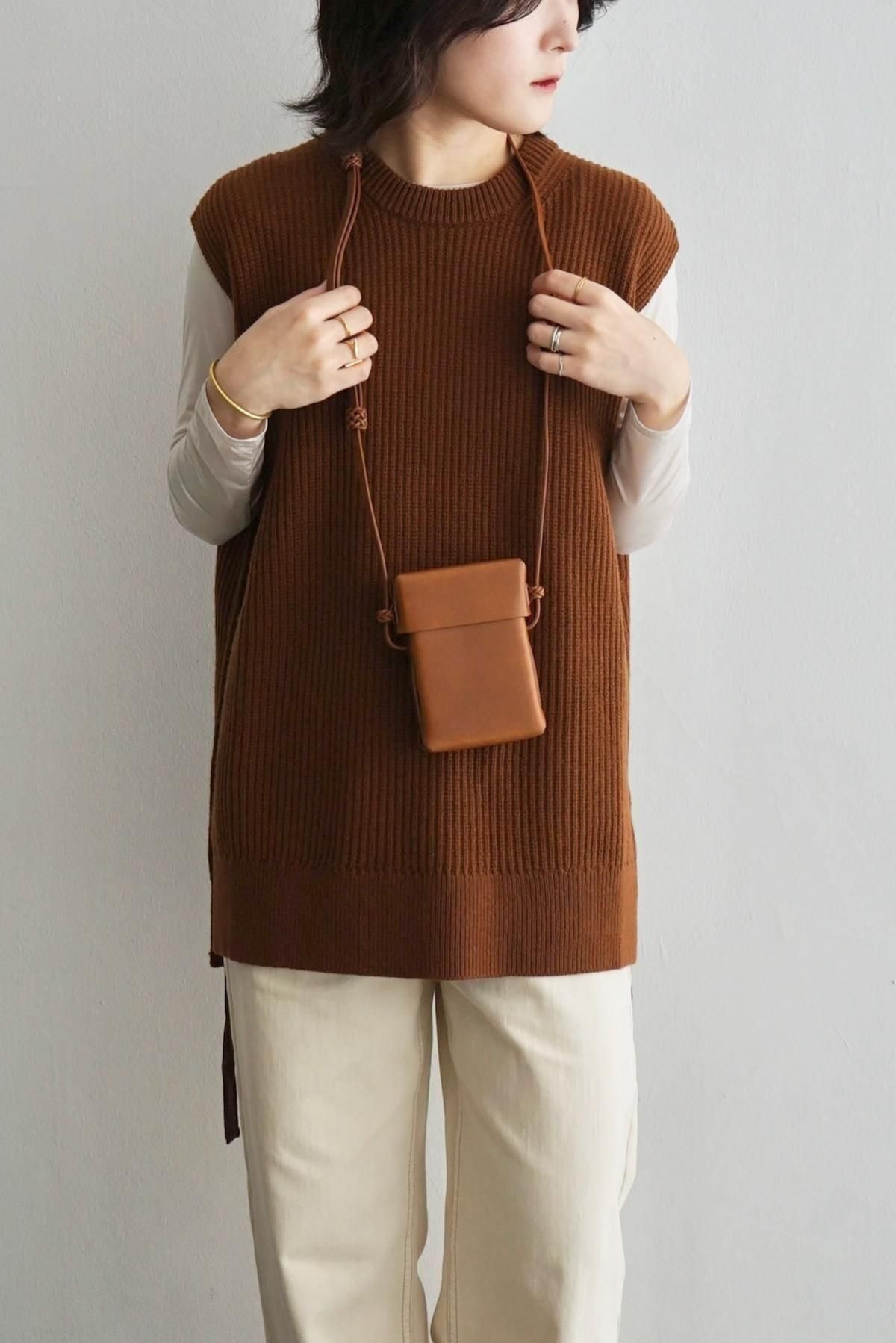 Kamaro'an / Woven Camera Pouch / Chestnut