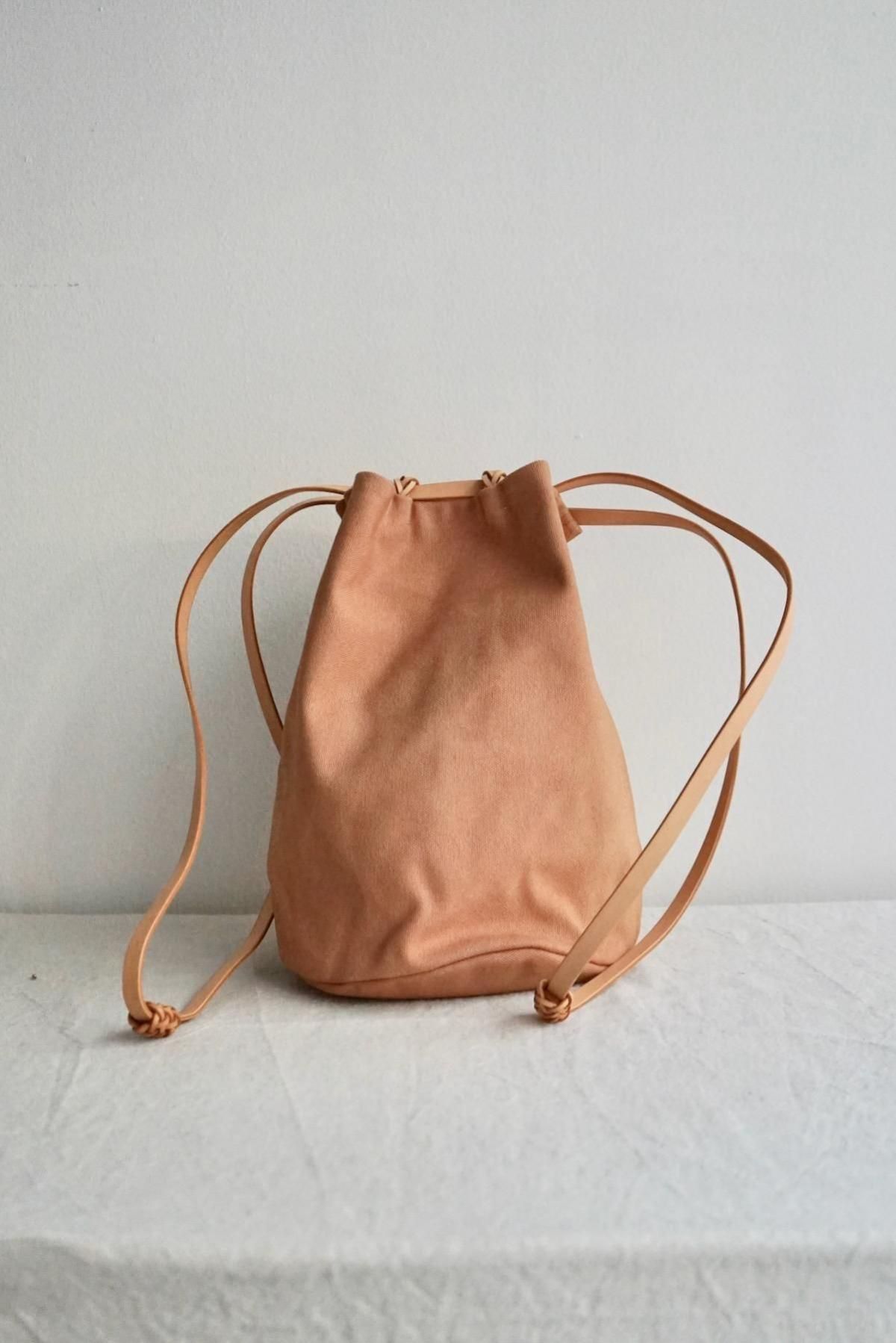 Kamaro'an / Woven Drawstring Bucket Bag / Pink(Betel Nut)