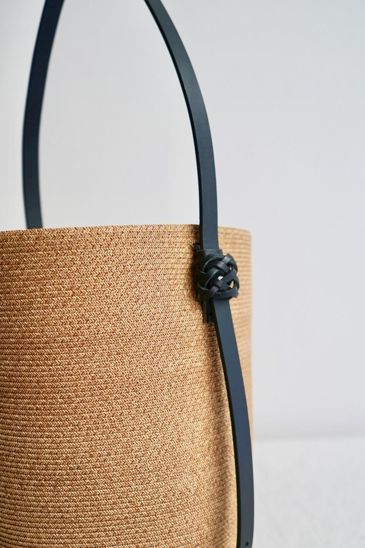 Kamaro'an / Koreng Bucket Bag / Straw