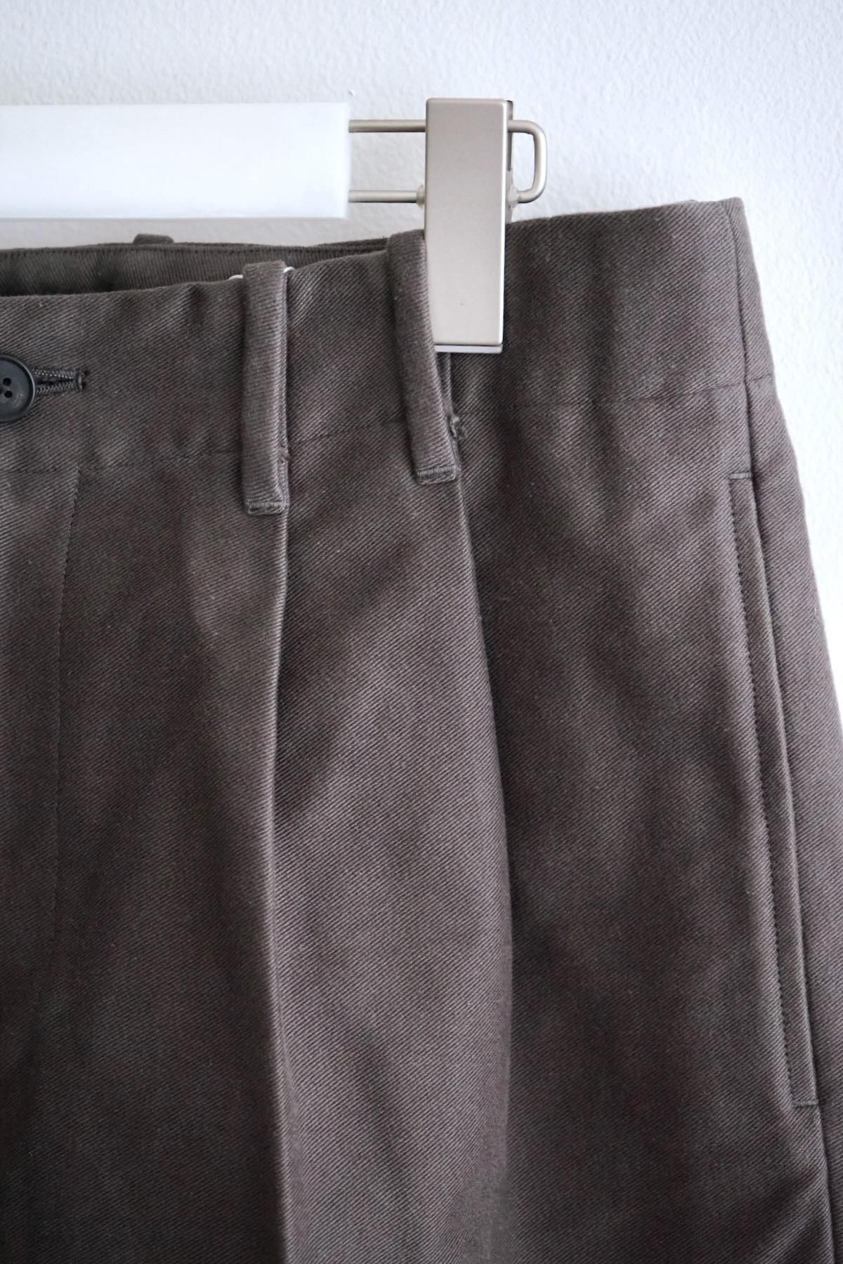 nonnotte / ノノット / 2-Tuck Wide Tapered Trousers【Nid