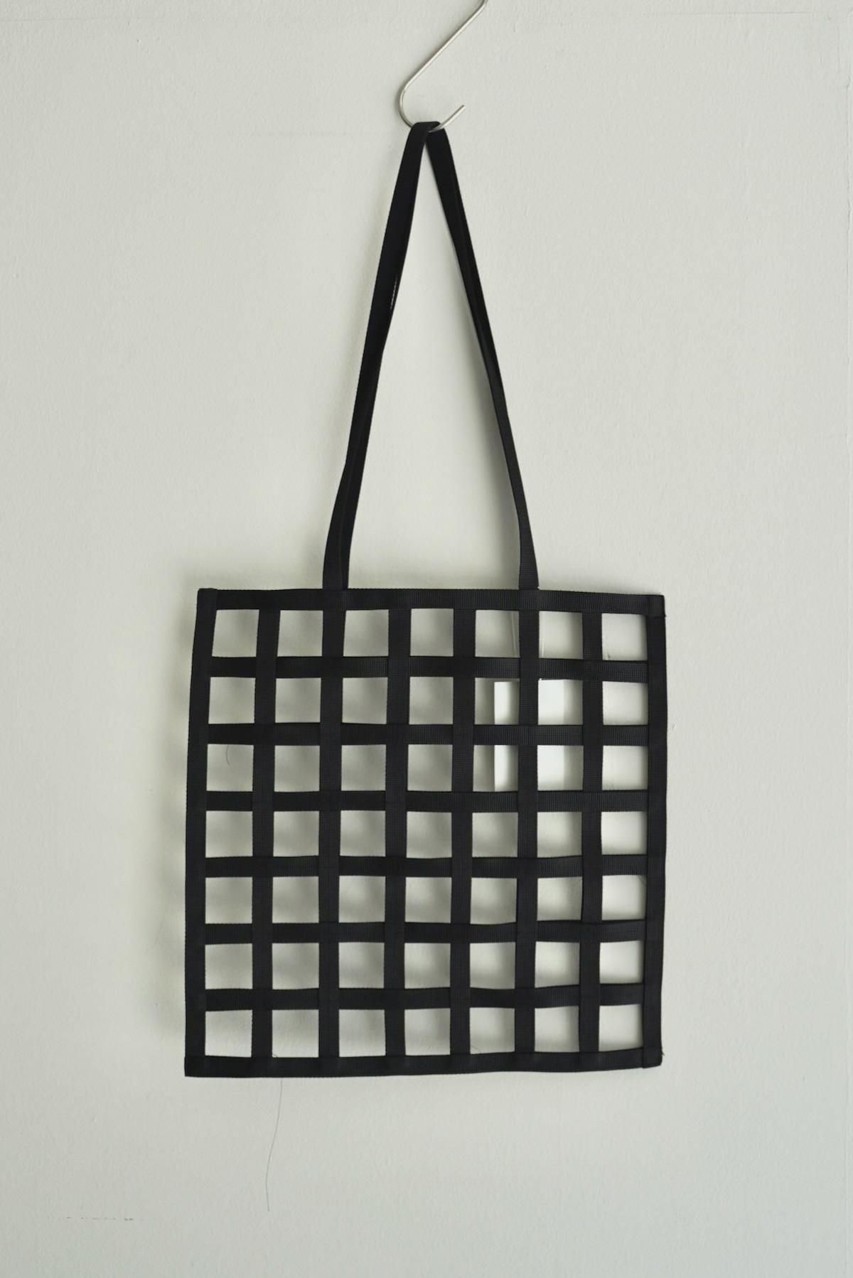 KAZUMI TAKIGAWA / Grid Tote L / Black