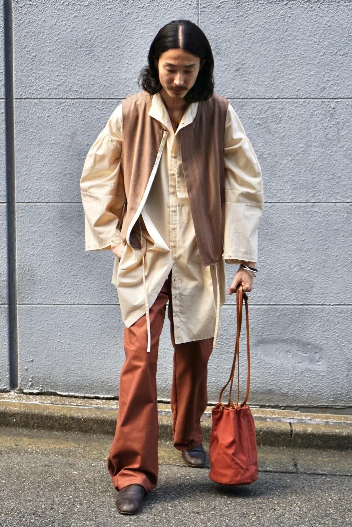seya. / Raymond Herringbone Vest / Squirrel