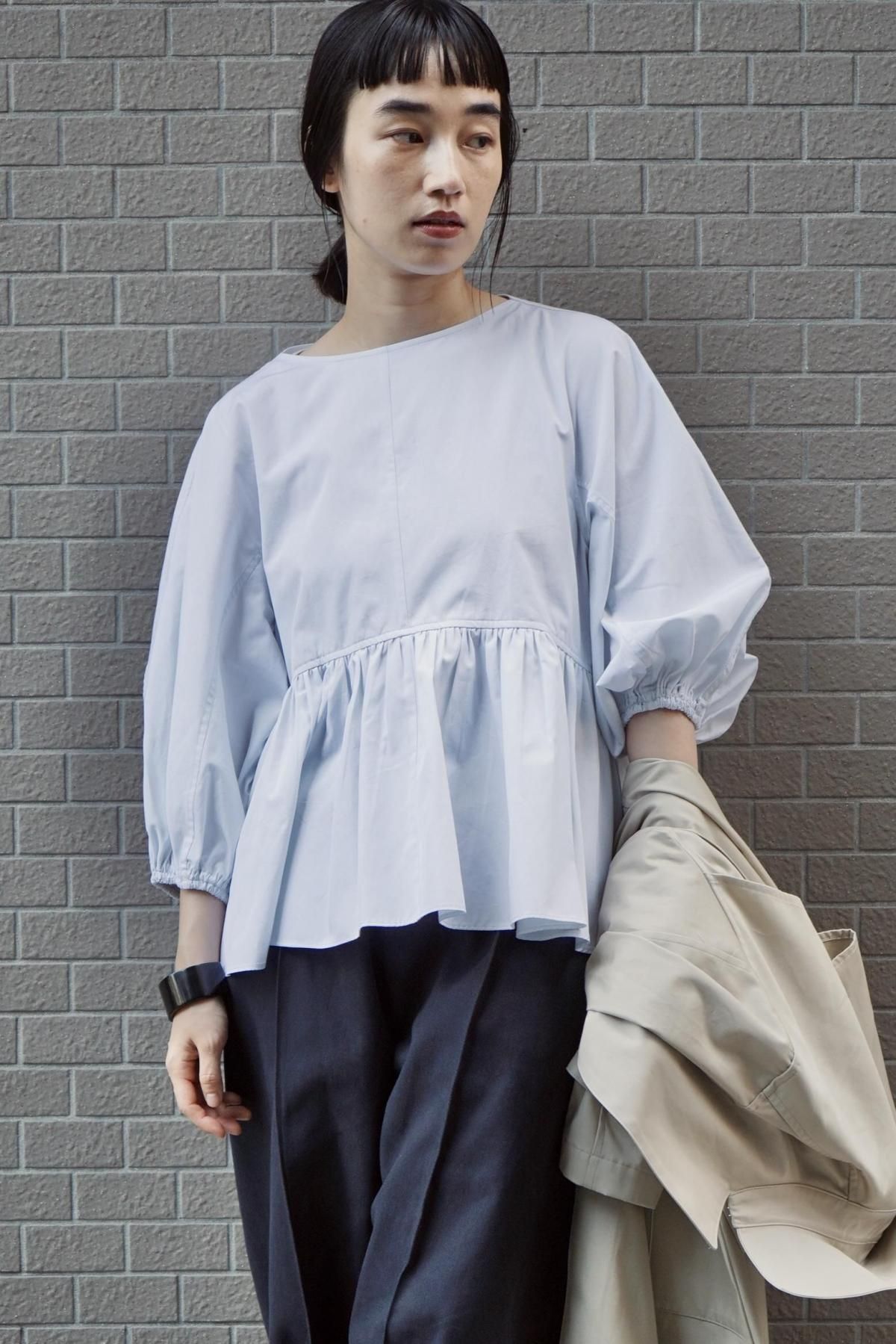 TENNE HANDCRAFTED MODERN / volume sleeve gather pullover / gray