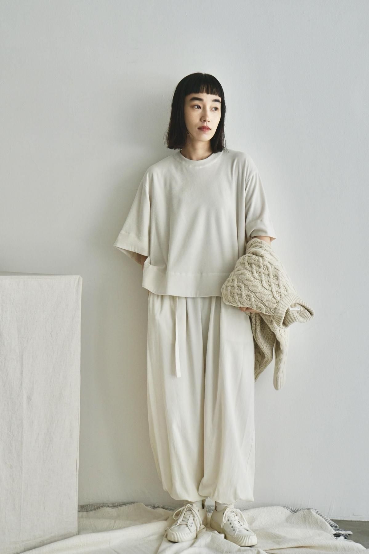 TENNE HANDCRAFTED MODERN / half sleeve tops / white