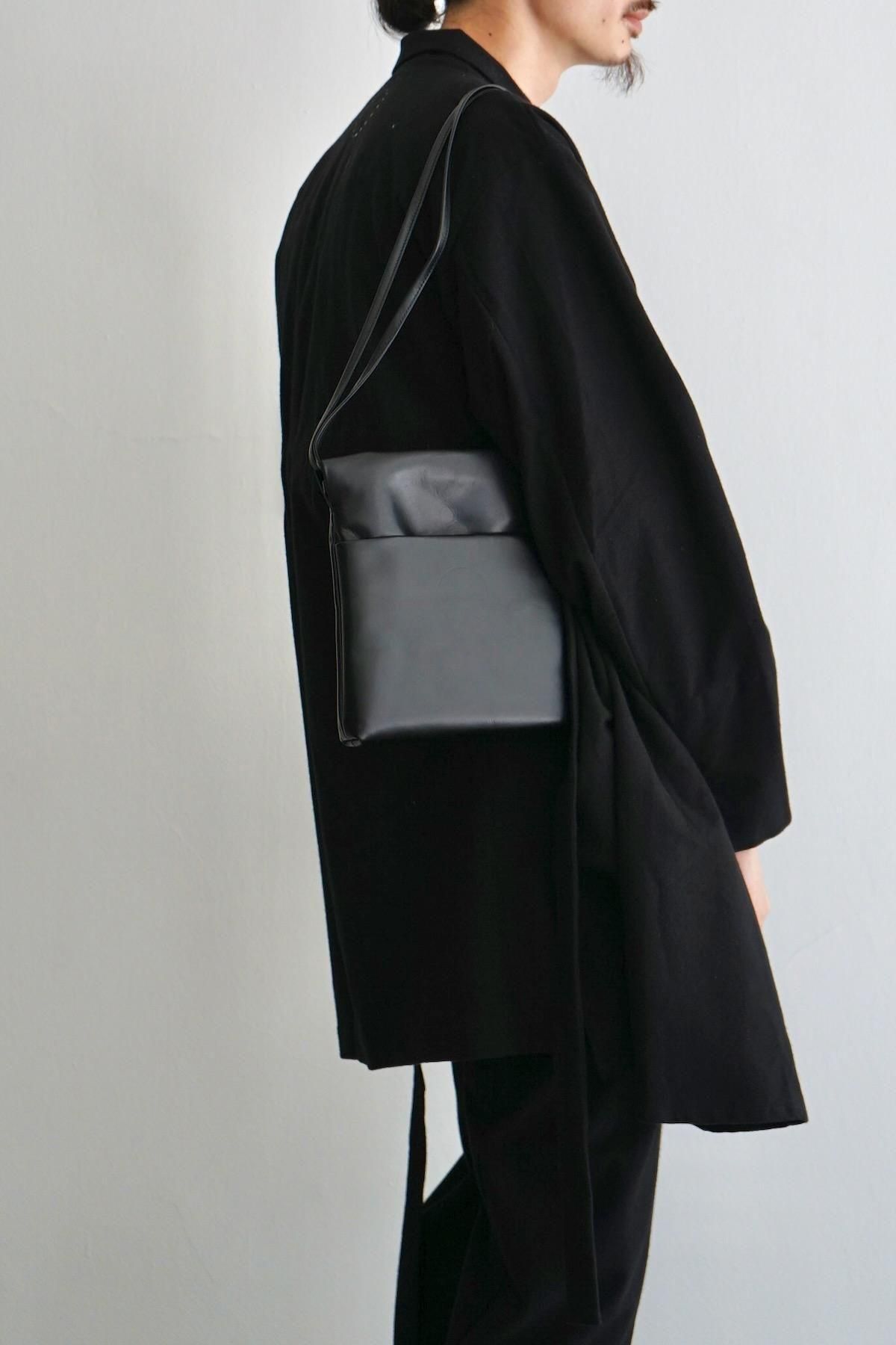 COSMIC WONDER / Light Leather drawstring bag / Black