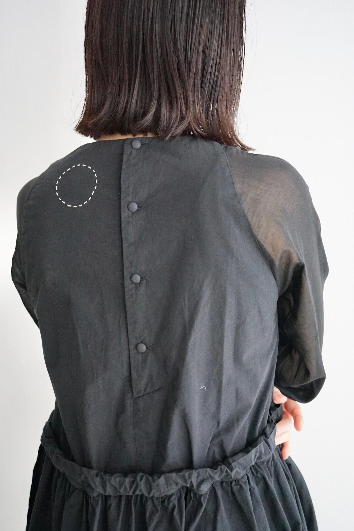新品コズミックワンダーOrganic cotton farmer dress 黒 新品コズミックワンダーOrganic cotton farmer dress 黒 - メルカリ