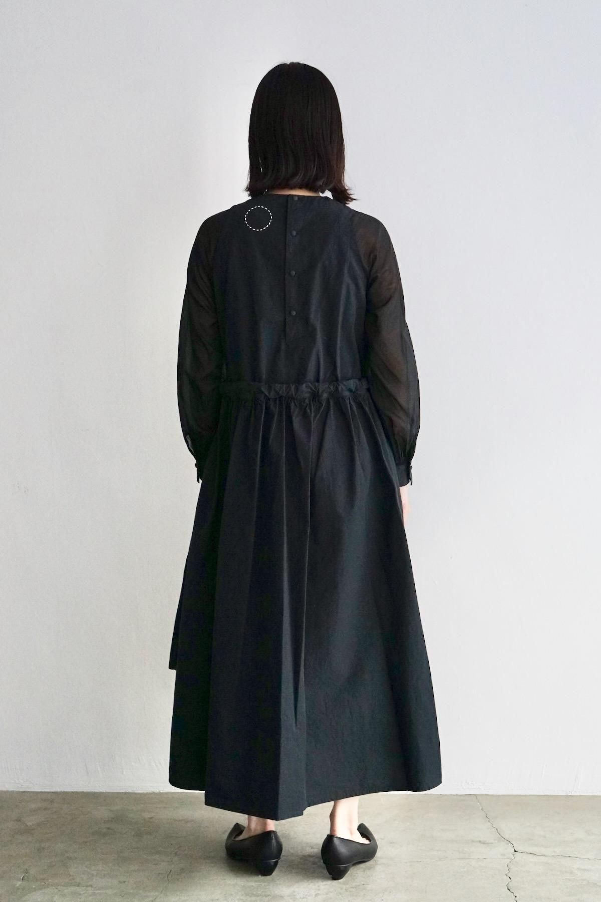 新品コズミックワンダーOrganic cotton farmer dress 黒 新品コズミックワンダーOrganic cotton farmer dress 黒 - メルカリ