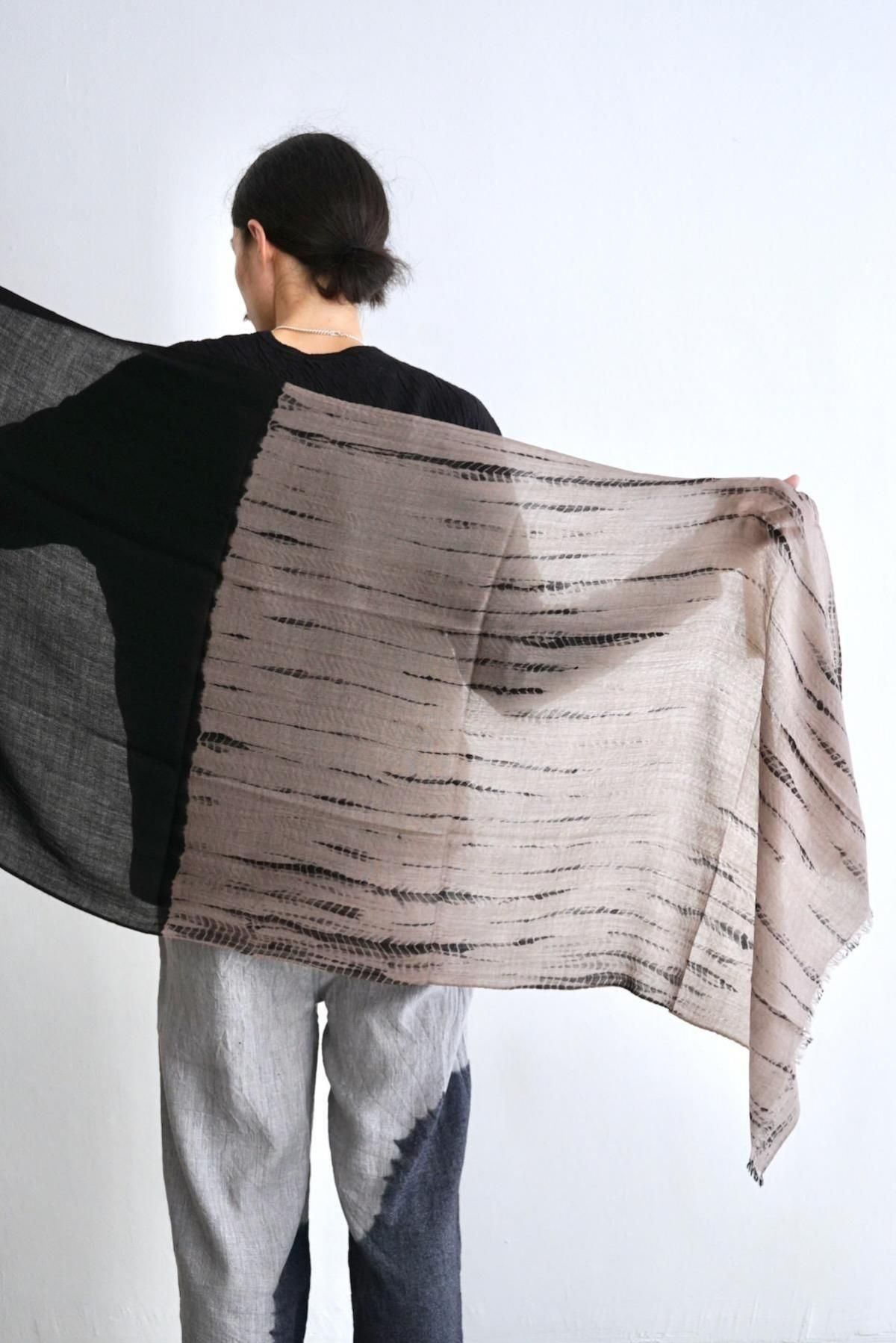 suzusan / Hand Woven Baby Wool Shawl /  Black