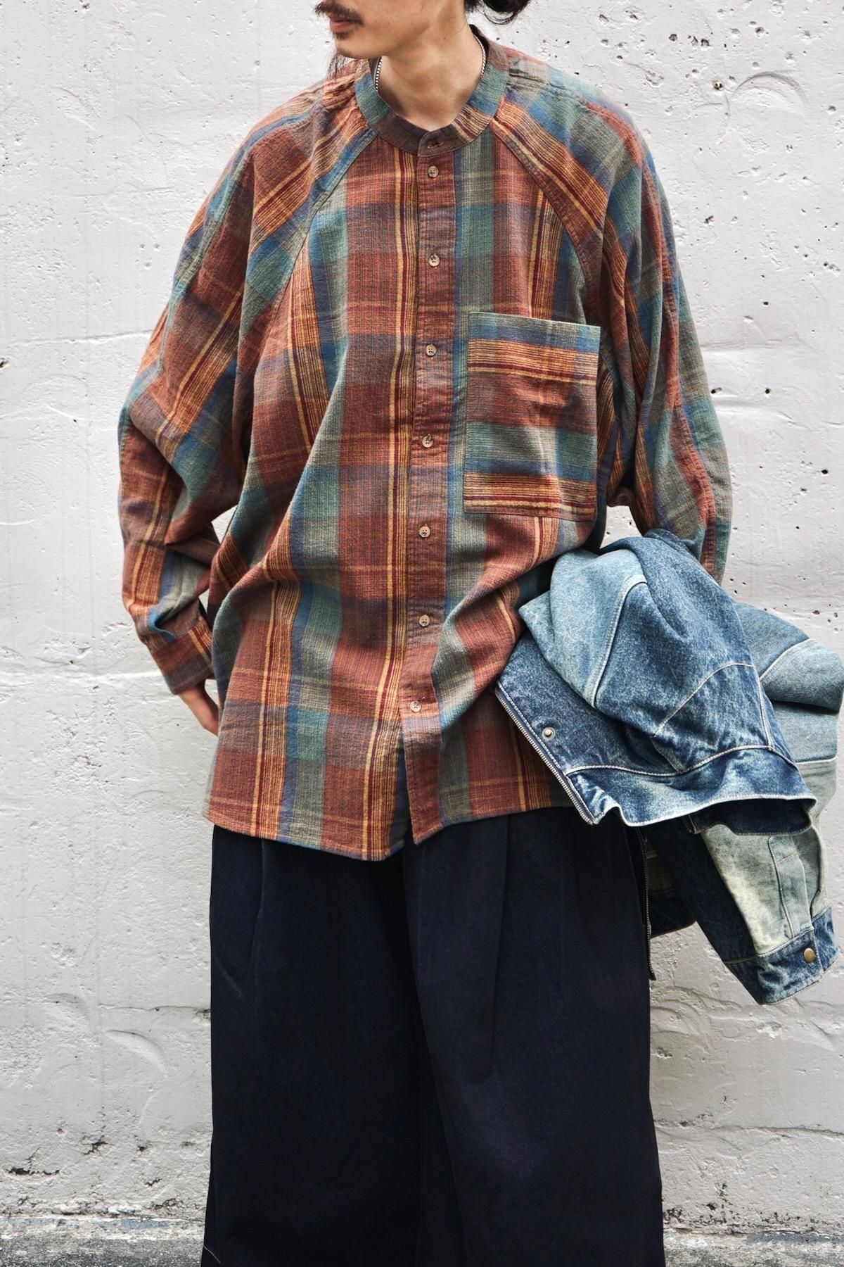 YIFAT FINKELSHTEIN / イファットフィンケルシュタイン / SHAVITZ