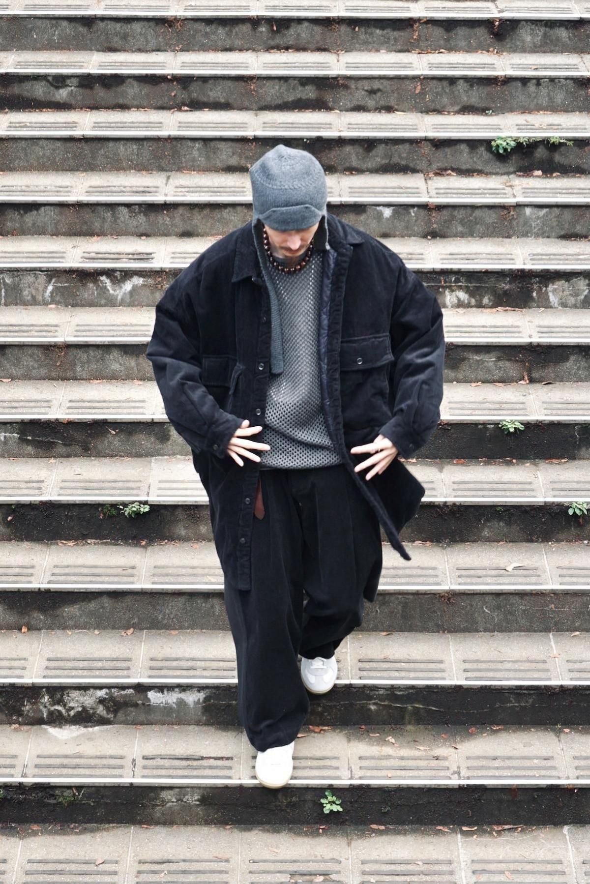 MERELY MADE / Washed Corduroy Oversized Padded Shirt / Vintage Black