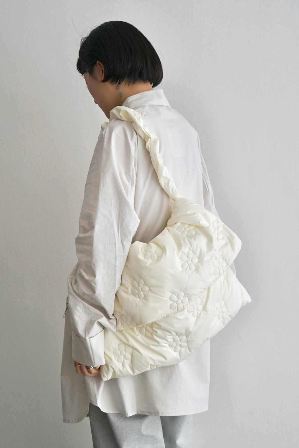 ELEPH / Ruffle Bag / Off White