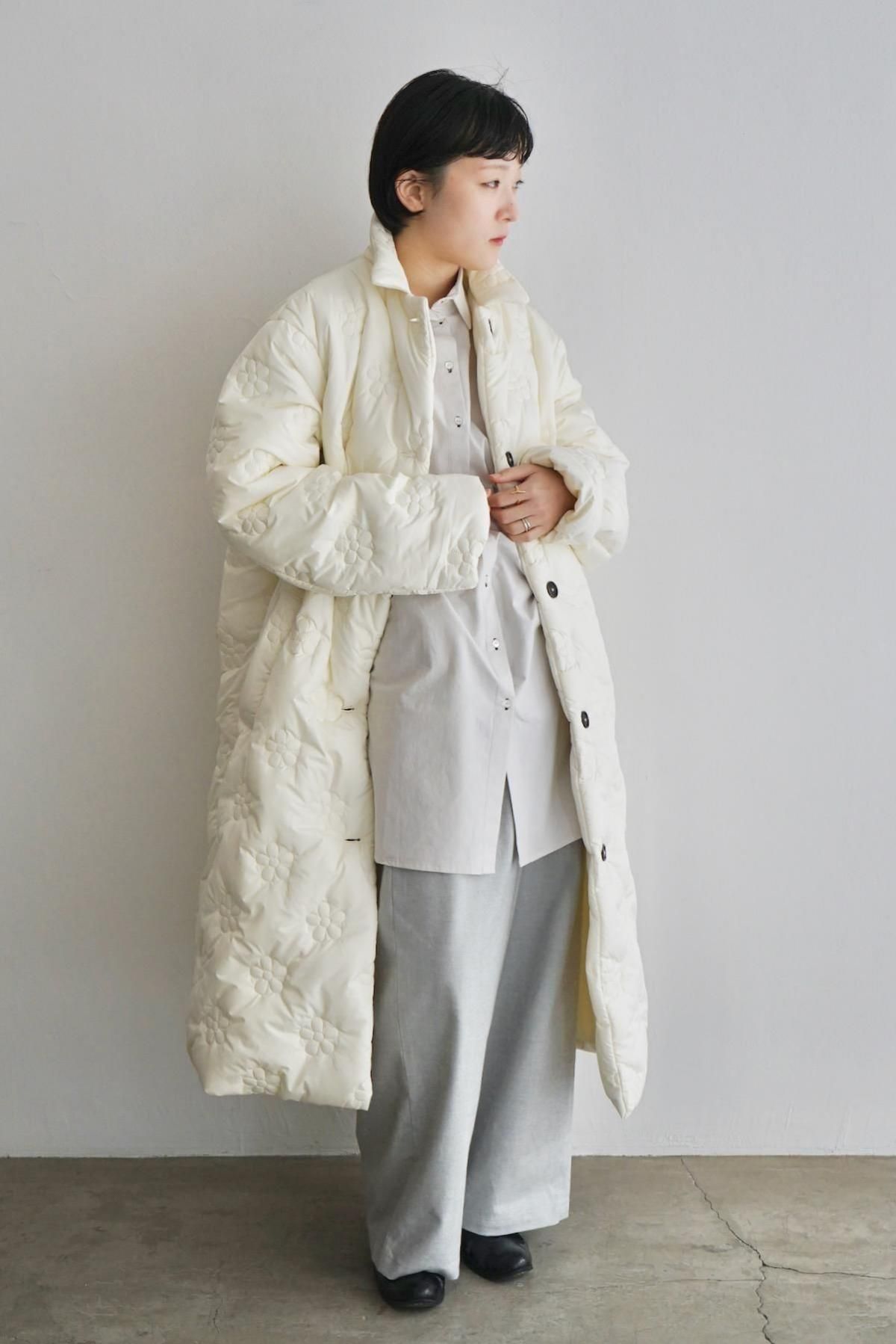 ELEPH / Big Puff Coat / Off White