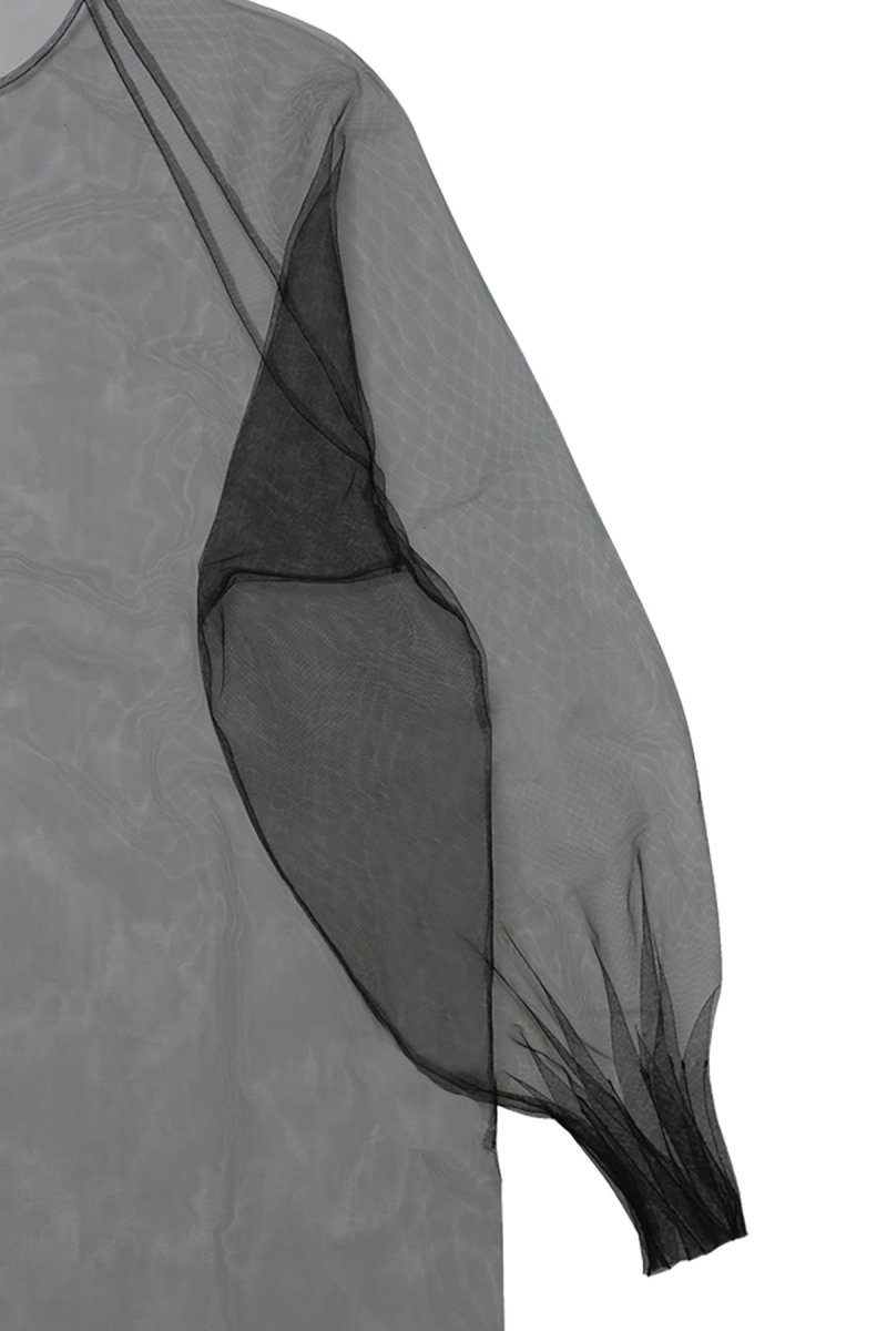 Sustainable tulle raglan sleeve over gown (black)