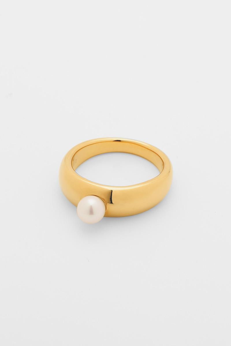 Pearl ring (gold)