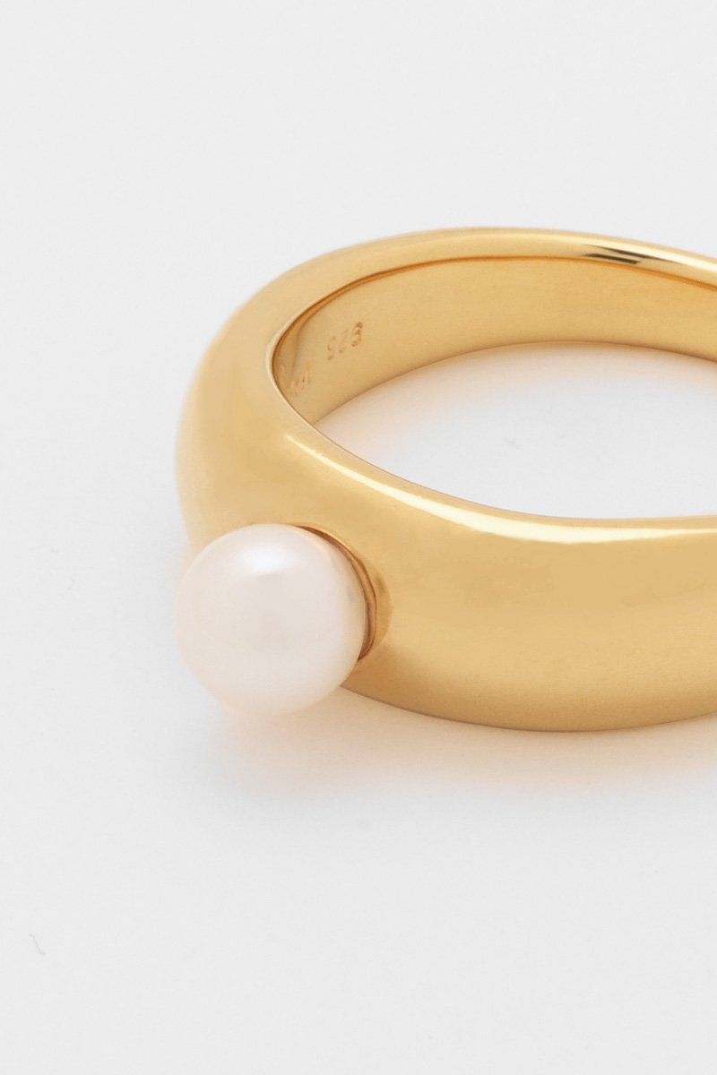 Pearl ring (gold)