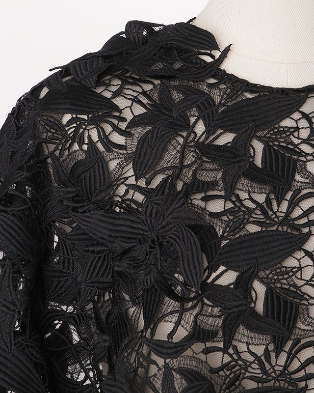 3D lace oversized p/o (black)