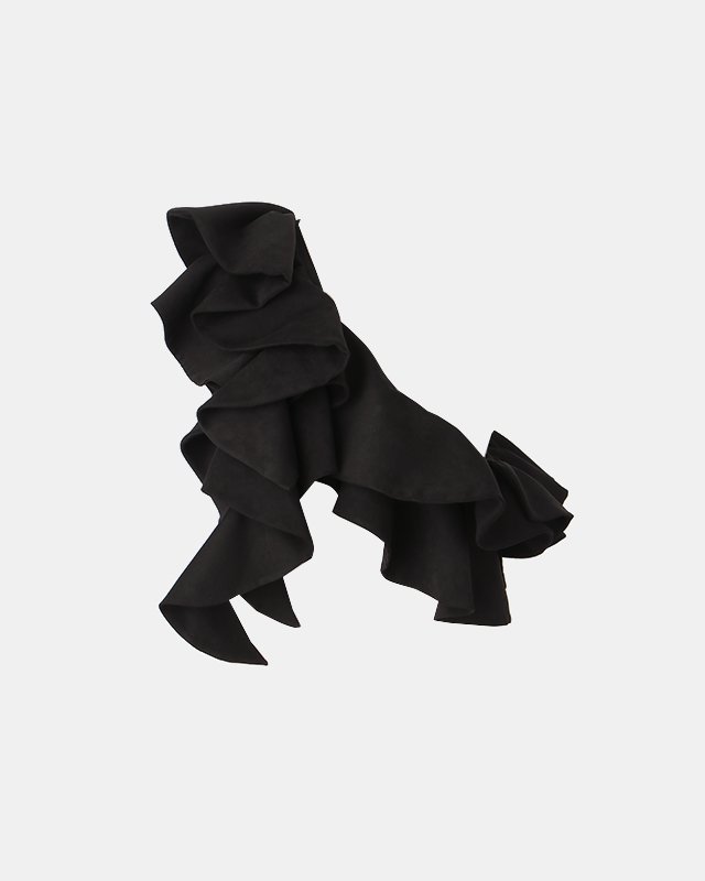 Suede ruffle scarf (black)