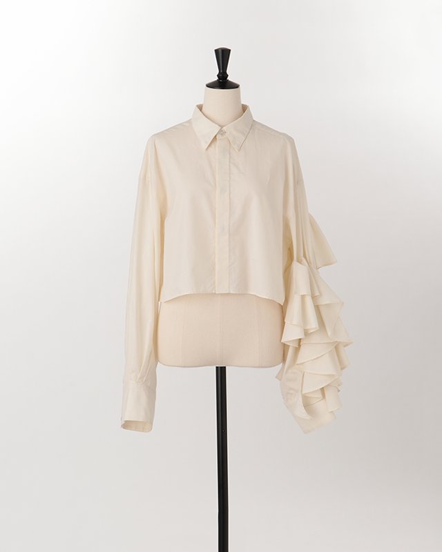 Ruffle long sleeve shirt (white)