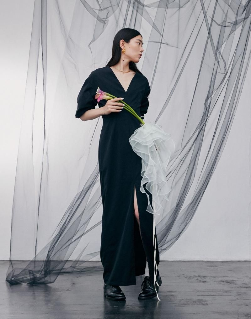 Twill tuck sleeve gown